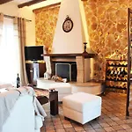 Vila Alex Sinarádes