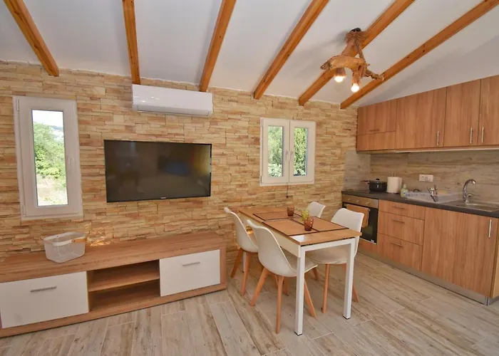 Alex Βίλα Σιναράδες