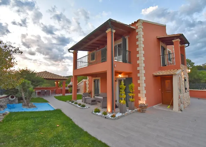 Alex Σιναράδες