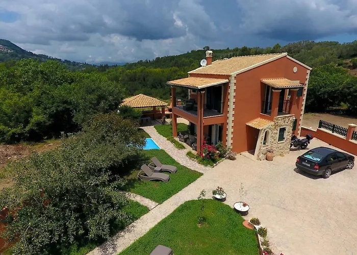 Alex Вилла Sinarades